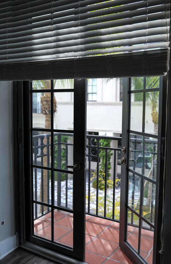 Blackswan - Rosemary Sq - Bohemian Loft With Balcony West Palm Beach Luaran gambar