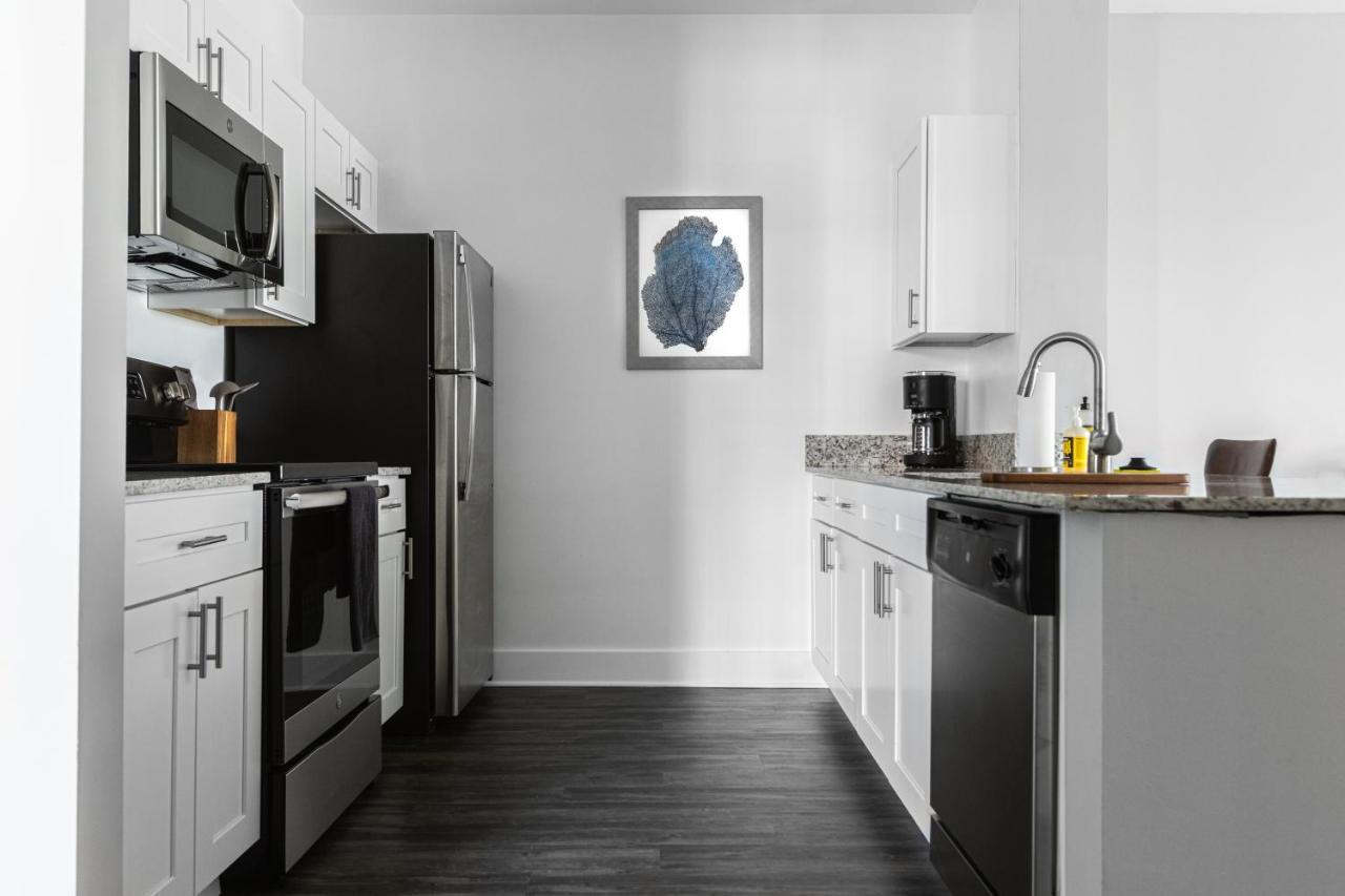 Blackswan - Rosemary Sq - Bohemian Loft With Balcony West Palm Beach Luaran gambar
